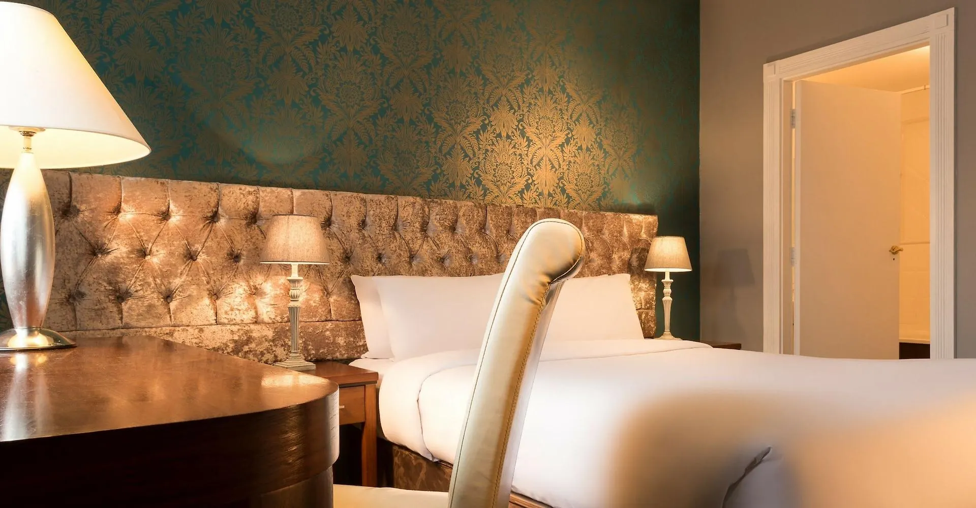 Camden Deluxe Hotel Dublin 2*,